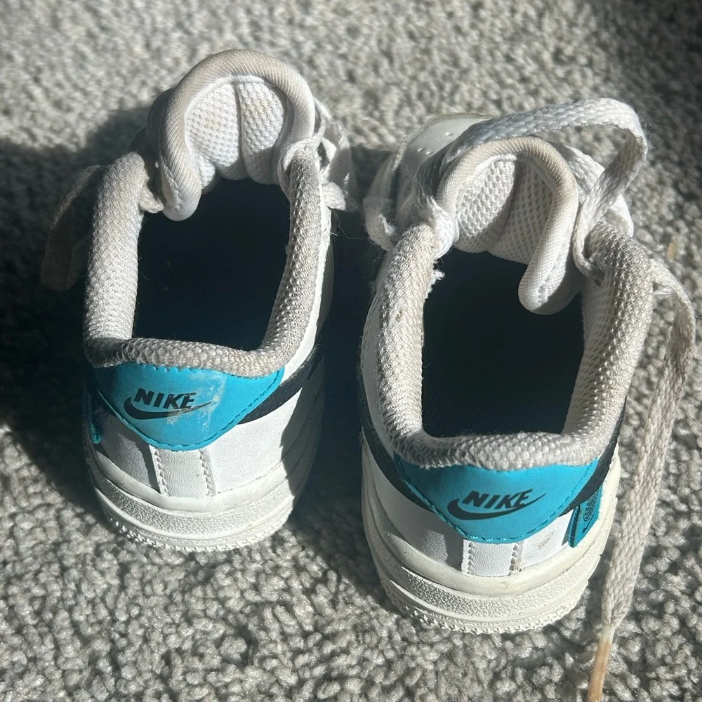 Nike White , Blue & Black Toddler Sneakers Size 5